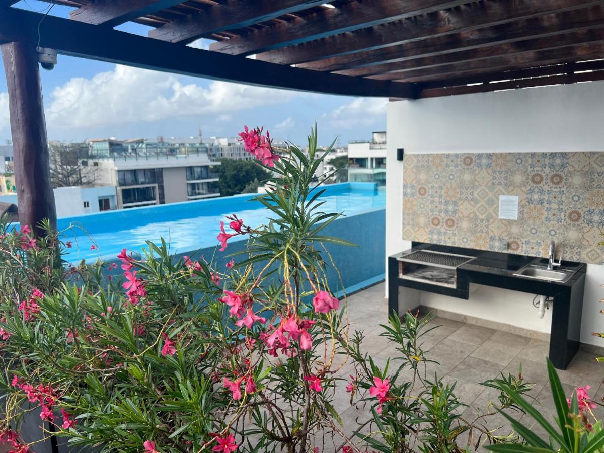 One Block From The Beach! Playa del Carmen Exterior photo
